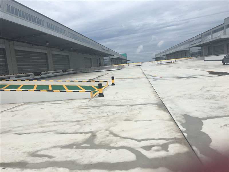 松江大港高標(biāo)倉庫出租10000平方全單層消防丙二類場地大