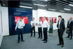 萬(wàn)緯物流與新協(xié)航集團(tuán)舉行戰(zhàn)略合作協(xié)議簽約儀
